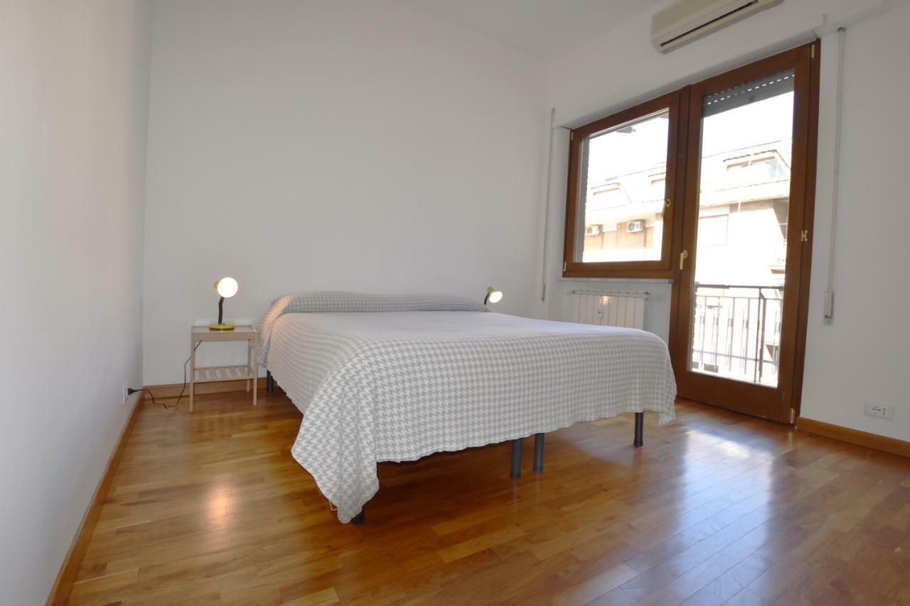 Nice And Warm Rooms 로마 외부 사진