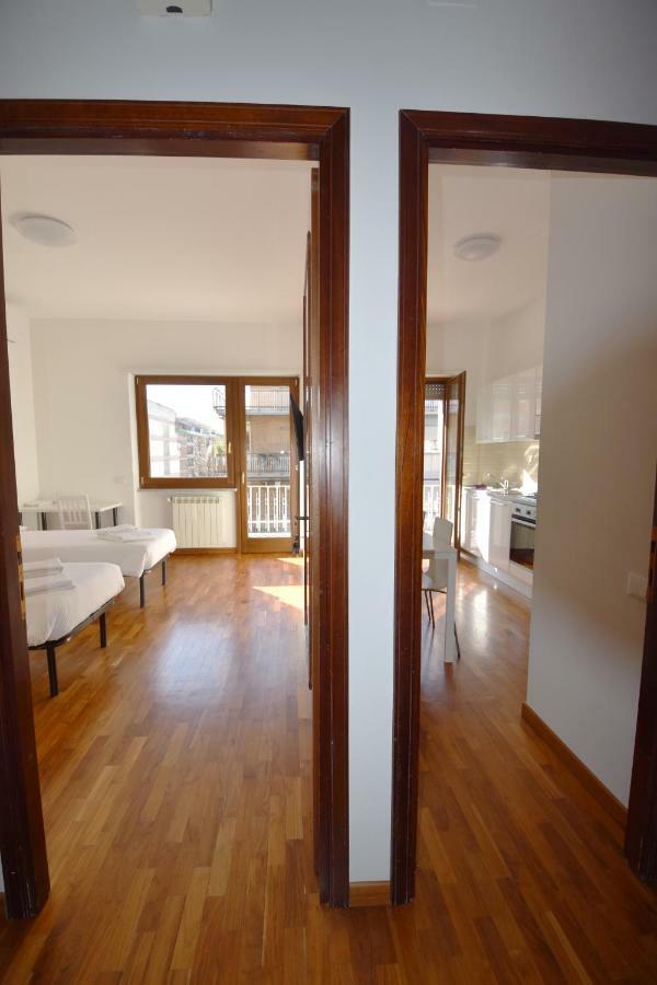 Nice And Warm Rooms 로마 외부 사진