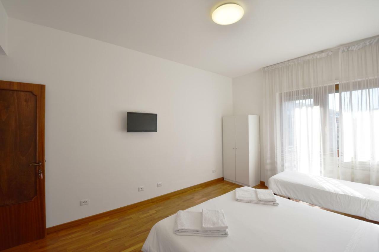 Nice And Warm Rooms 로마 외부 사진